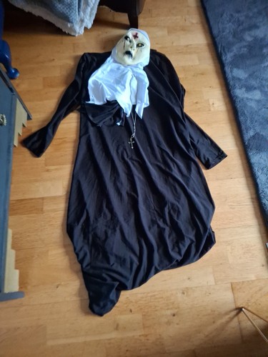 Evil nun large outfit with - nun,