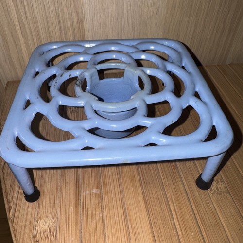Vintage cast iron enamel - cast,