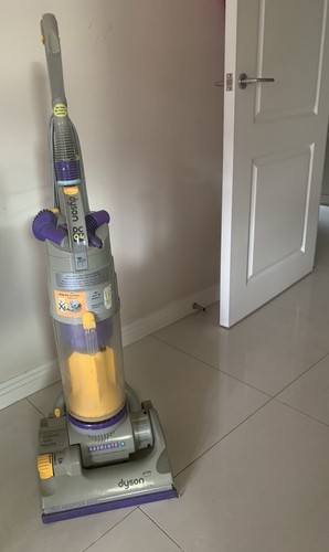 Dyson dc04 upright vacuum - dyson,