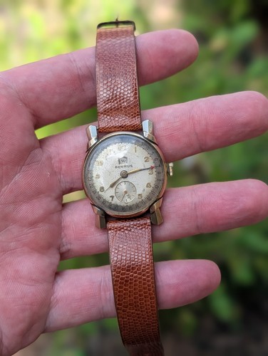 Vintage benrus pointer date - pointer,