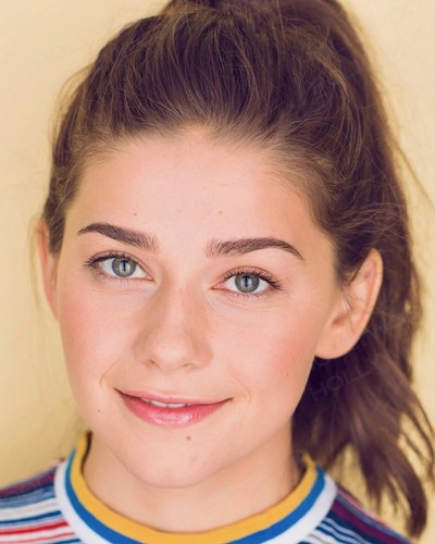 Molly brown photo 8x10 glossy - 8x10,