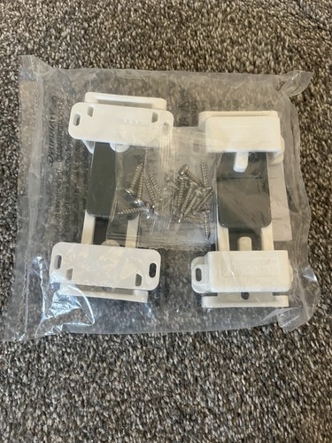 Bnwt lindam child - bnwt,
