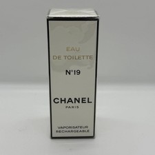 Chanel N°19 Eau de Parfum
