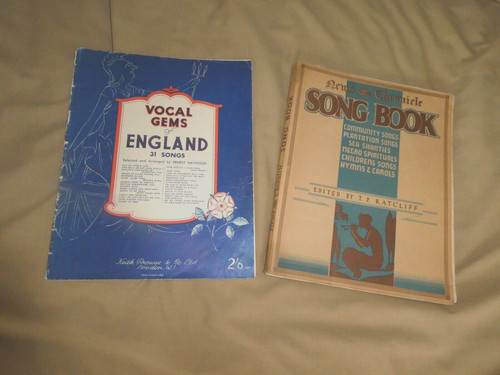News chronicle song book - news,