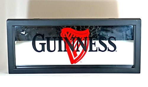 Guinness pub mirror breweriana - pub,