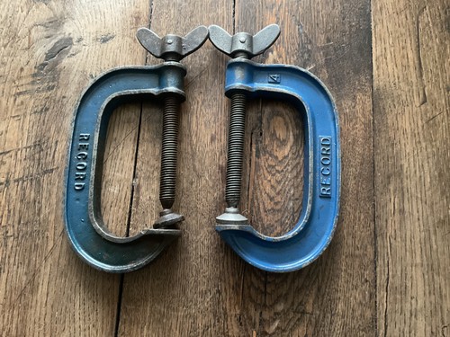 Record 4 g clamps - record,