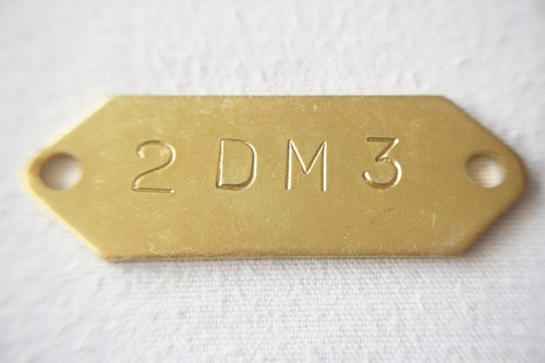 Bus brass plate - dm,