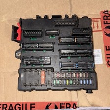 Vauxhall Vectra C Signum Rear Fuse Box Relay Box 13205774