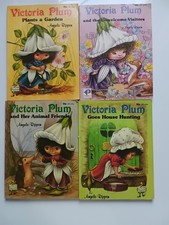 4 x Vintage small Victoria Plum paperback books by Angela Rippon