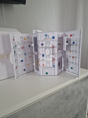Dior the art colour - of, iconic