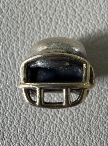 American football helmet - football,