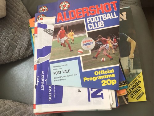 Football programmes 1970 71 - programmes, 1970/)71