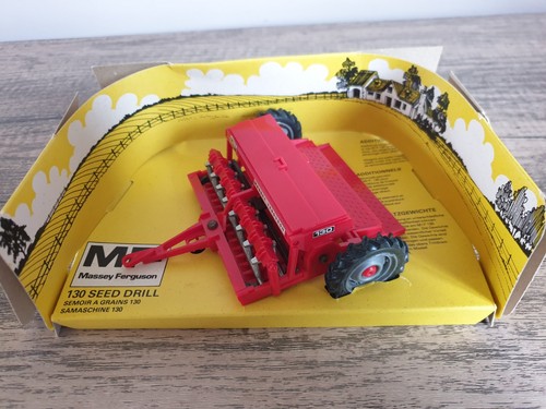 Britains farm 9577 massey - -,