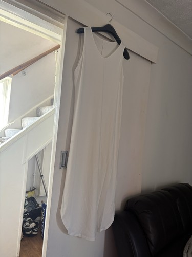 Plain white stretchy - plain,