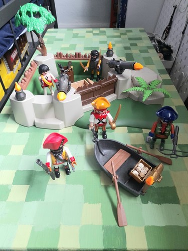Playmobil pirate island bundle - playmobil,