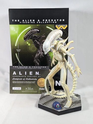 Alien xenomorph white glow - white, in