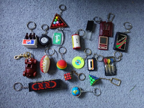 Vintage old keyrings - 18+,