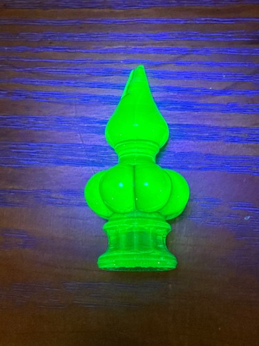 Uranium glass threaded - glass, finial