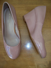 DOROTHY PERKINS NUDE PATENT WEDGE HEEL COURT SHOES UK 5E  wide fit UNWORN