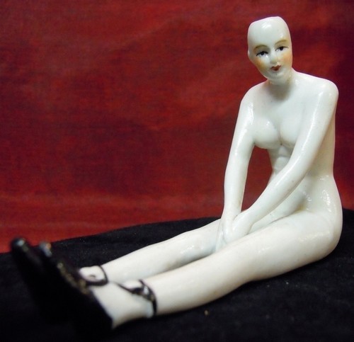 Figurine bathing beauty sexy - beauty,