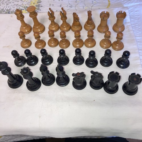 Staunton chessmen set - chessmen,