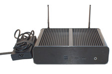 Small Fanless Industrial PC