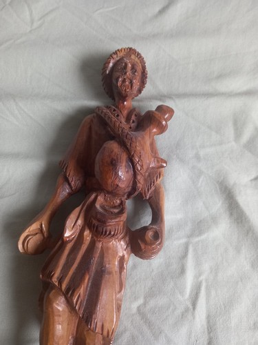 Collectable hand carved wooden - collectable,