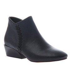 Naked Feet Women's Sz 7.5 Gray