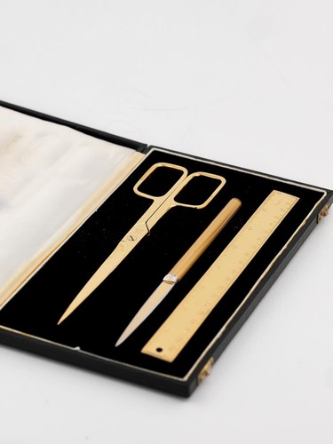 Original cased piece gold - original,