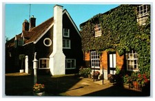 Postcard Orford Suffolk England The Village Pump 