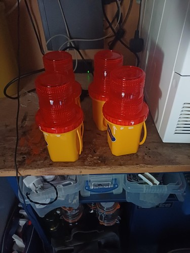 Railway warning lamps level - railway, lamps,level