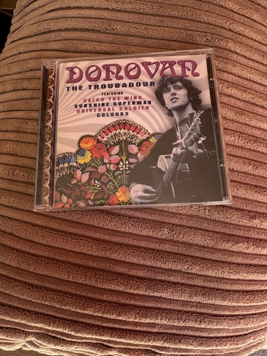 Donovan the troubadour - -,