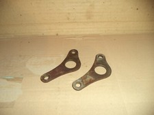 MV AGUSTA 125 COACH (3 SPEED) 2 BRACKETS ATTACHMENTS ENGINE BLOCK