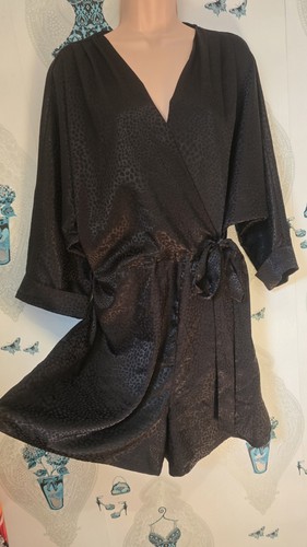 Fabulous black satin - black, animal