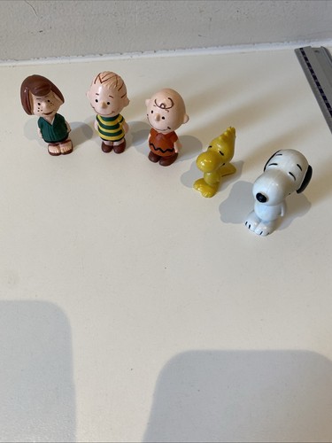 Snoopy united featured - -,