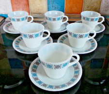 VINTAGE PYREX CHELSEA PATTERN