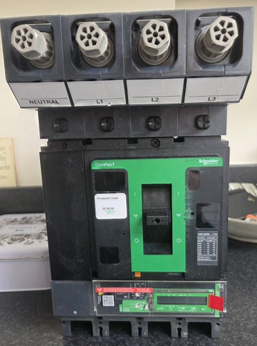Schneider 160 400 - 160-400, pp