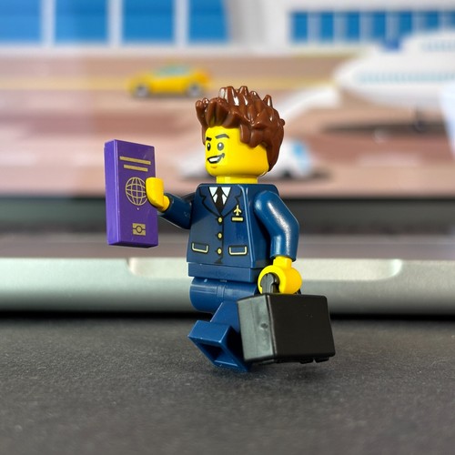 Lego airline pilot - airline,
