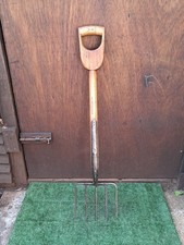 Vintage Brades 743 Spring Temper Garden Fork 5 Prongs Allotment Tool (#147)