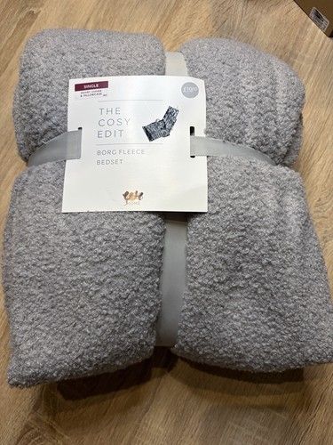 Cosy edit borg - m&s,