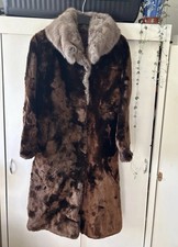 EXCLUSIVE ROYAL CASTOR BEST BEAVER LAMB vintage fur coat with fox fur collar