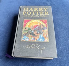 Harry Potter and the Deathly Hallows Deluxe First Edition Signature Hardback