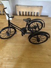Rare vintage miniature - rare,