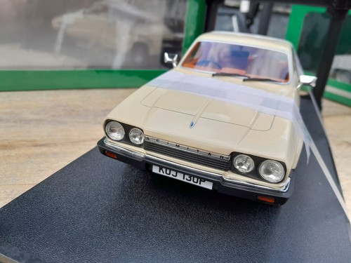 Cult models scale - 1/18,