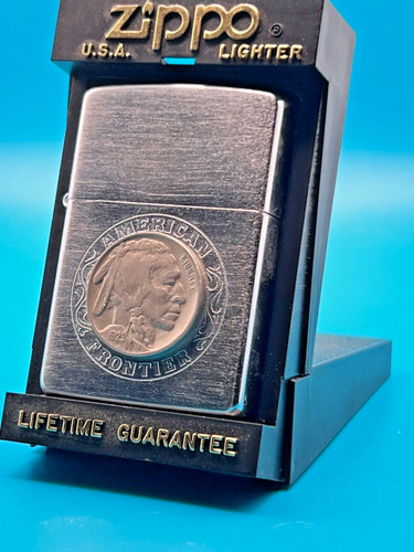Genuine new 1995 zippo lighter - new,