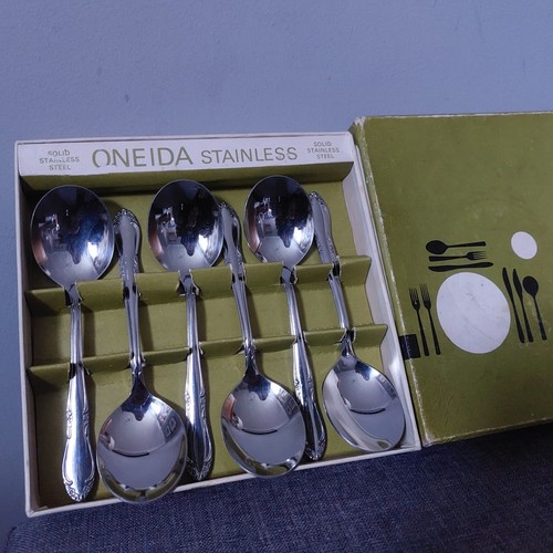 Set oneida tribute - set, of