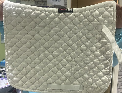 Saddle cloth - saddle,