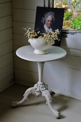 Pretty antique carved wood - antique,