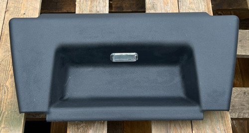 Seat base rear trim - t5,