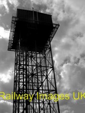 Photo water tower on - tower, upper